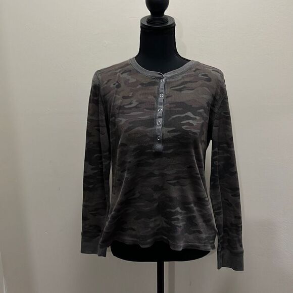 Chaps Camouflage long sleeve thermal T-shirt large - Picture 1 of 5